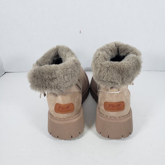 BOOTS NWOT WOMEN'S F & 8 FASHION CLASSICS FUR LINED TAN SIZE 7.5 - Picture 4 of 10